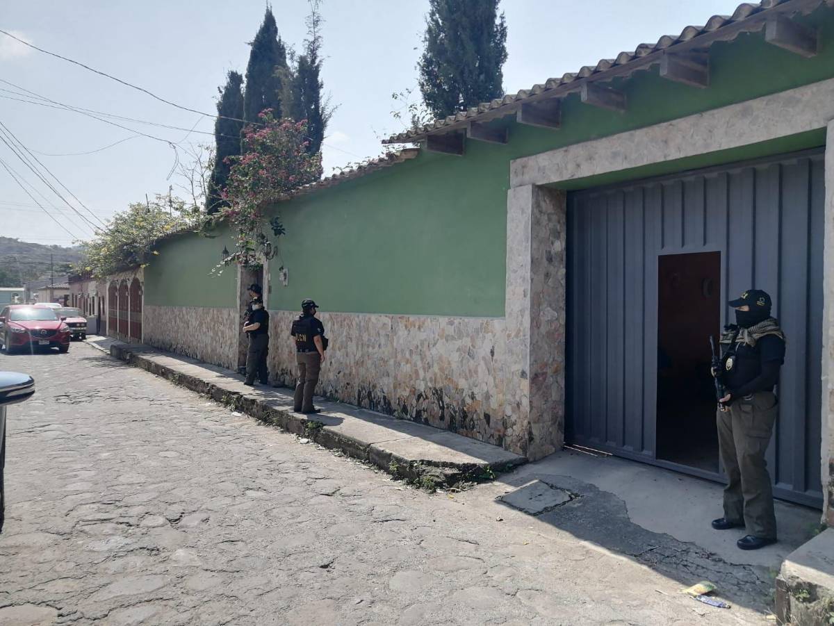 Propiedades, autos y productos financiero: Los 33 bienes que le incautaron al ex presidente de Honduras Juan Orlando Hernández