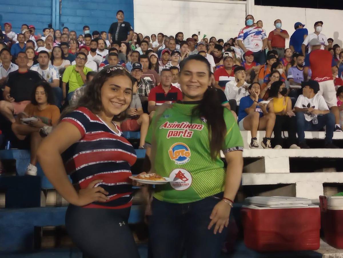 Con belleza incluida: el ambiente que se vivió en el Argelio Sabillón para el Real Juventud-Platense de la Liga de Ascenso