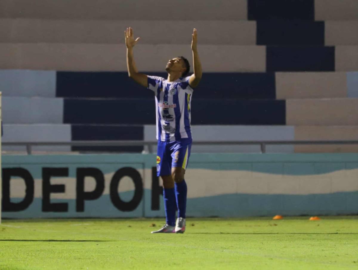 La épica remontada de Olimpia ante Victoria, Jhon Jairo no podía creerlo y las hermosas chicas en el Municipal Ceibeño