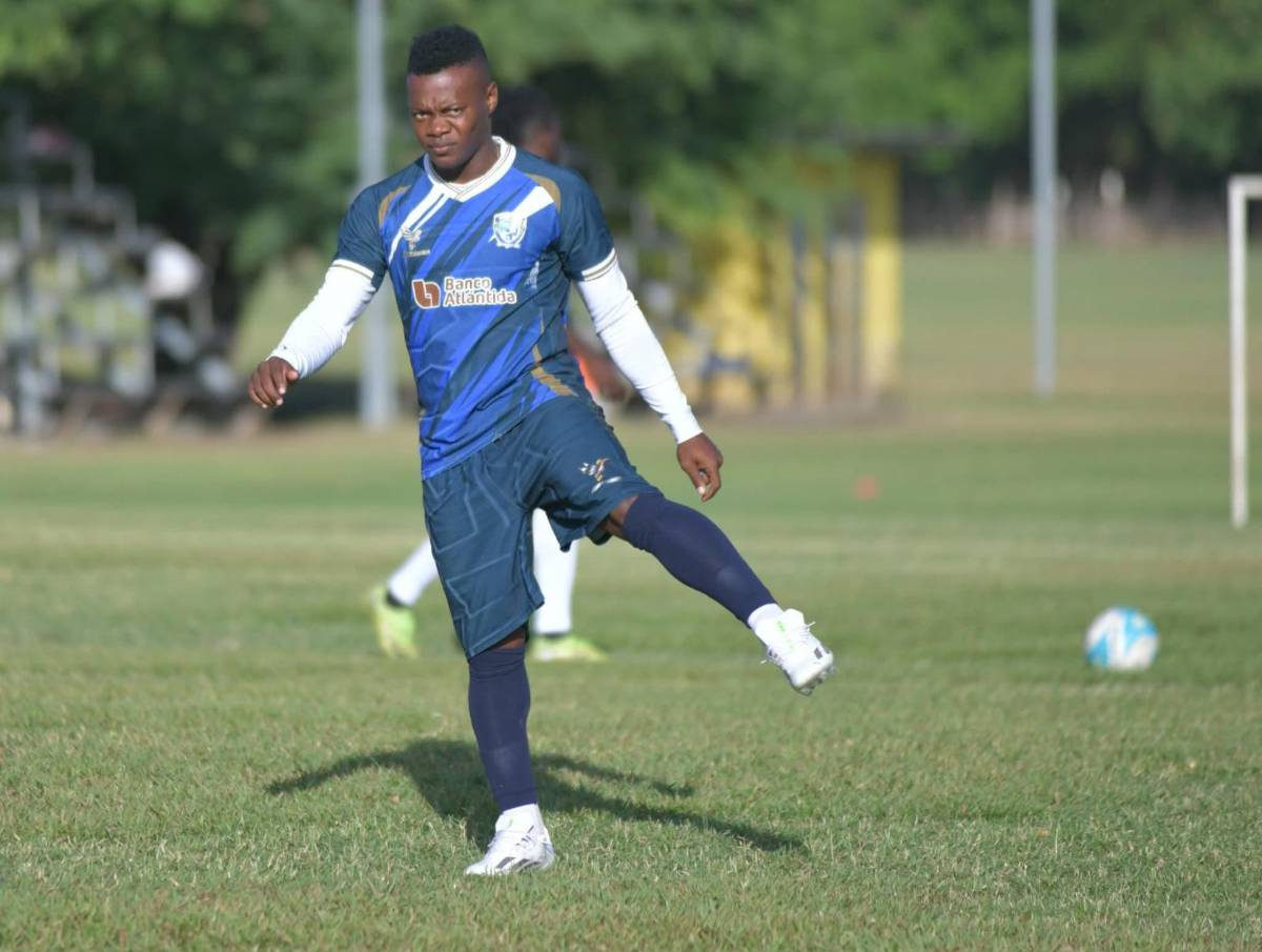 Entre alegría y motivación: así se prepara Génesis FC para enfrentar a Platense
