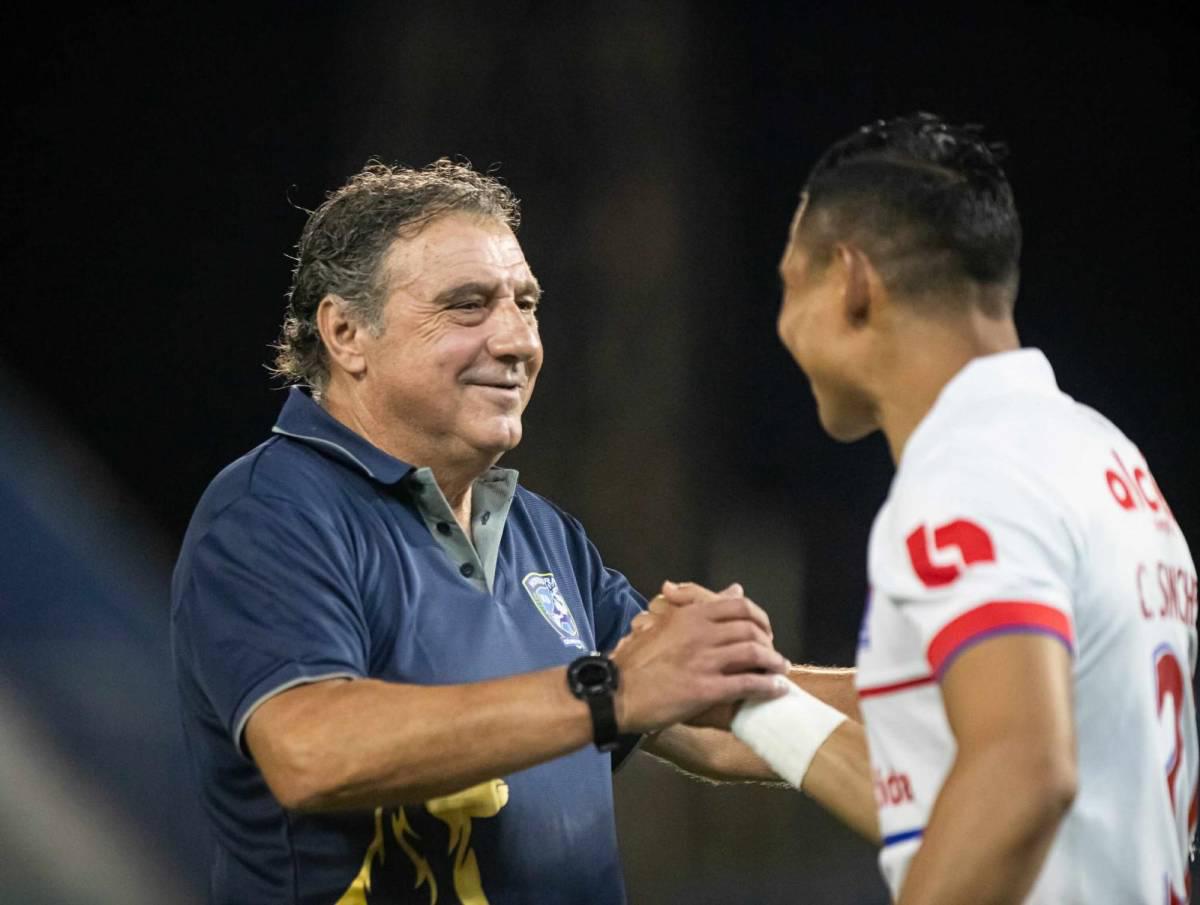 El gesto de Gabriel Araújo que Olimpia aplaude, la bronca que se dio en la remontada y el enfado del Albo con Génesis