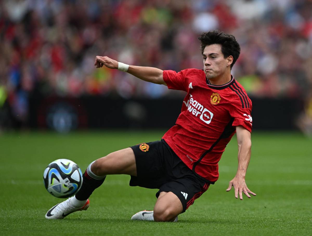 Locura del Bayern por Araujo y Xavi le pide un fichaje al Barça; club español insiste por el Choco Lozano y Keylor es noticia