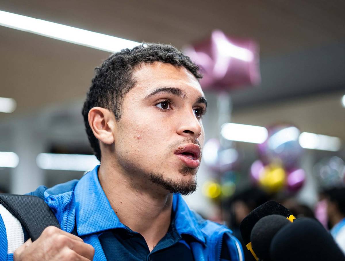 Con rostros felices: así llegaron los futbolistas de Honduras luego del amistoso; José Molina se quedó en España