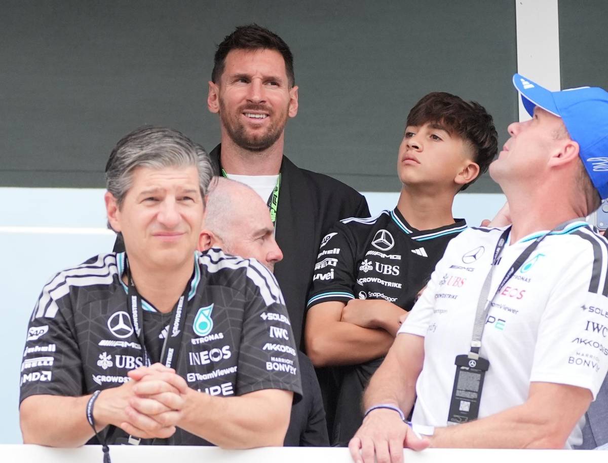 Messi asistió por primera vez al GP de la Fórmula 1: así llegó con Antonela al evento en Miami y acaparó todos los lentes