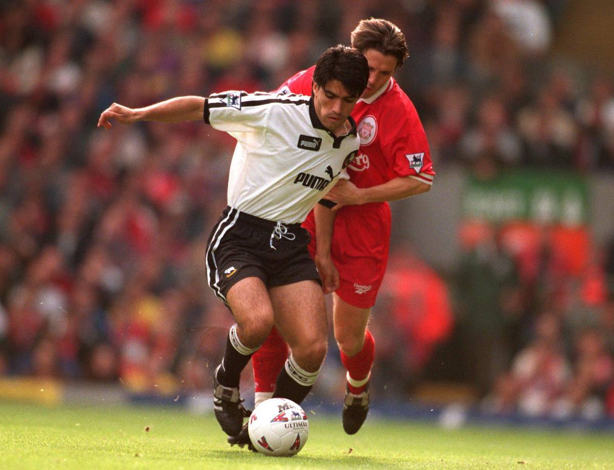 TOP: Los futbolistas centroamericanos que más partidos jugaron en la Premier League de Inglaterra