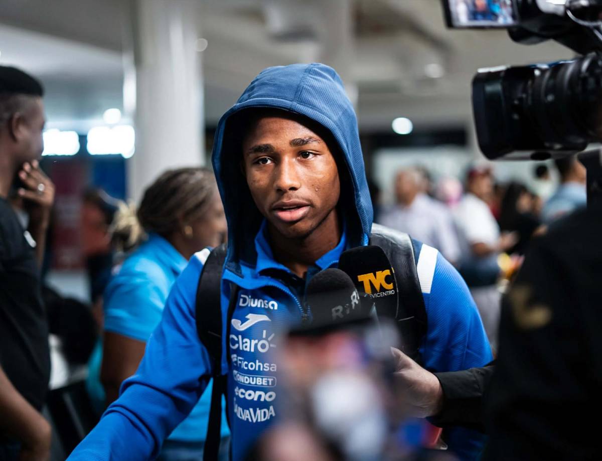 Con rostros felices: así llegaron los futbolistas de Honduras luego del amistoso; José Molina se quedó en España