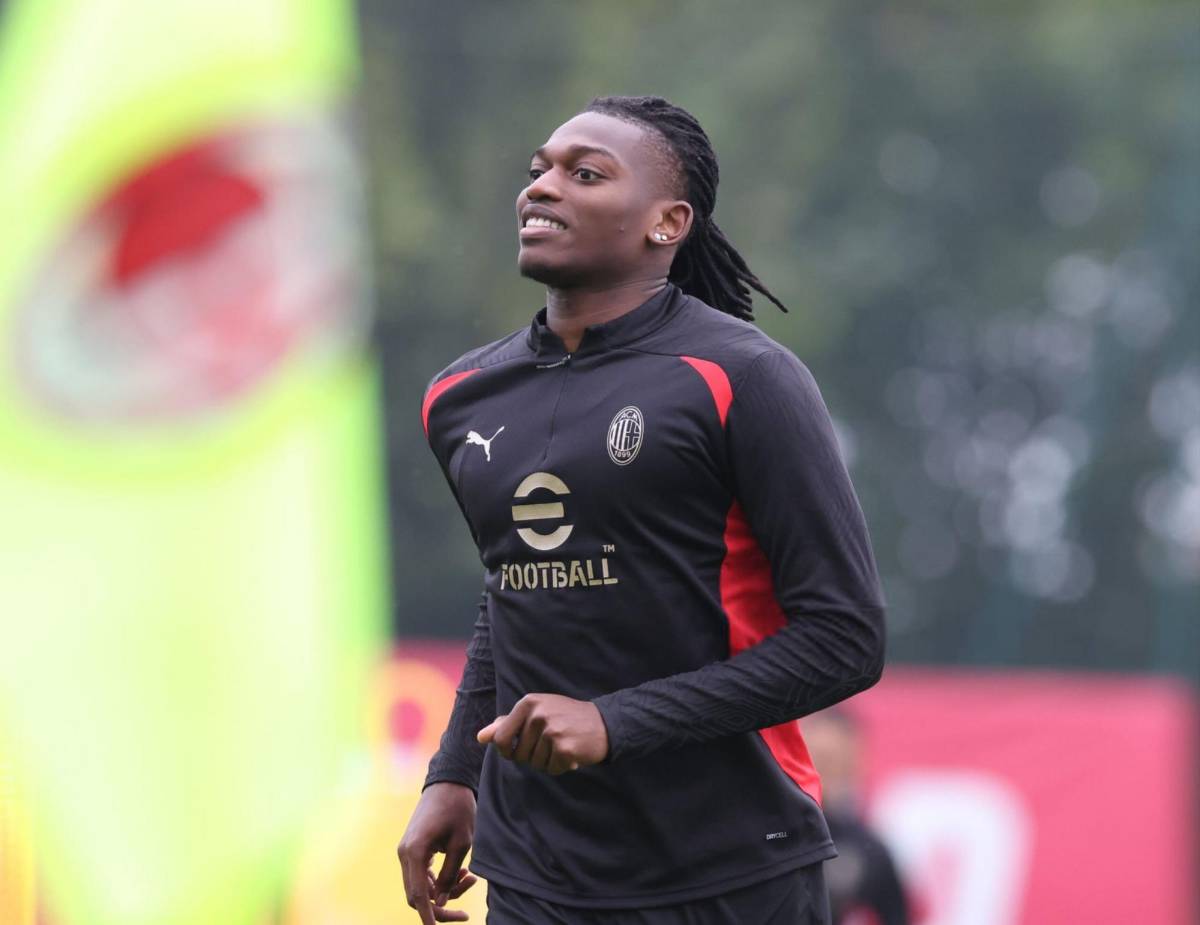 El plan de Hansi Flick para 2025: un crack fue ofrecido al Barcelona y los grandes fichajes que tiene en carpeta