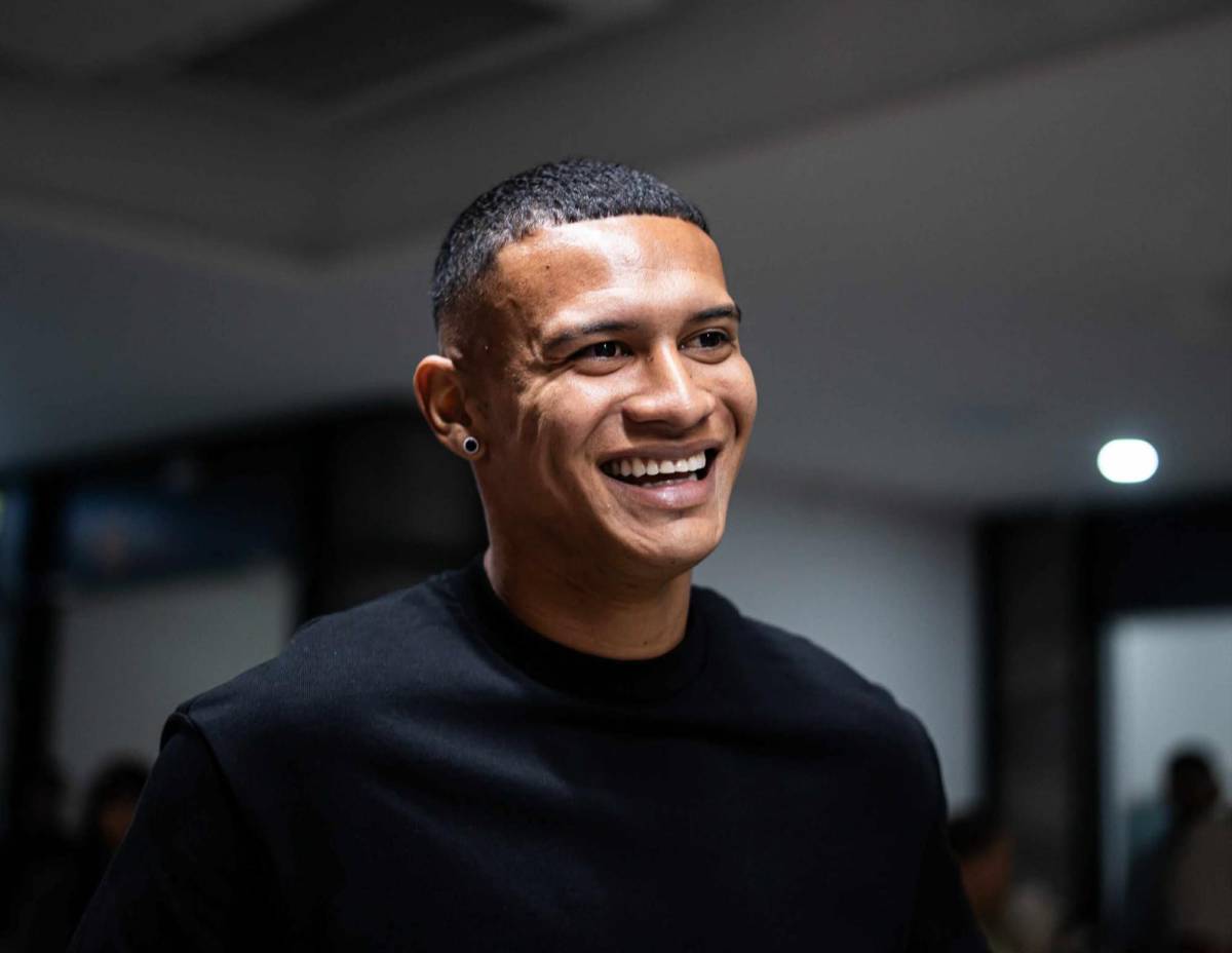 El beso, la sorpresa y la alegría de Kervin Arriaga al llegar a Honduras: la broma que le dejó ir a Joseph Rosales