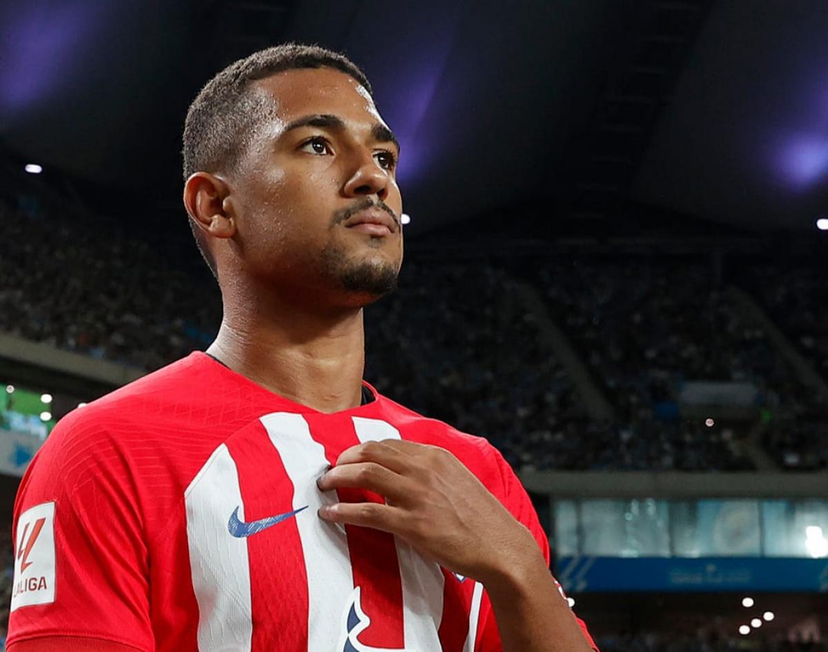 Un súper equipo: El nuevo 11 del Atlético con los fichajes para meter miedo al Barcelona y al Real Madrid
