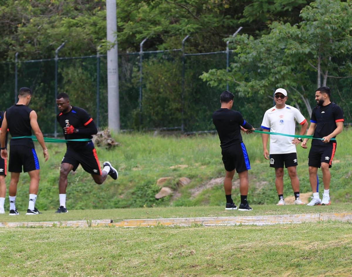 Con dos sorpresas: así fue el entreno de Olimpia previo al debut en Liga Nacional