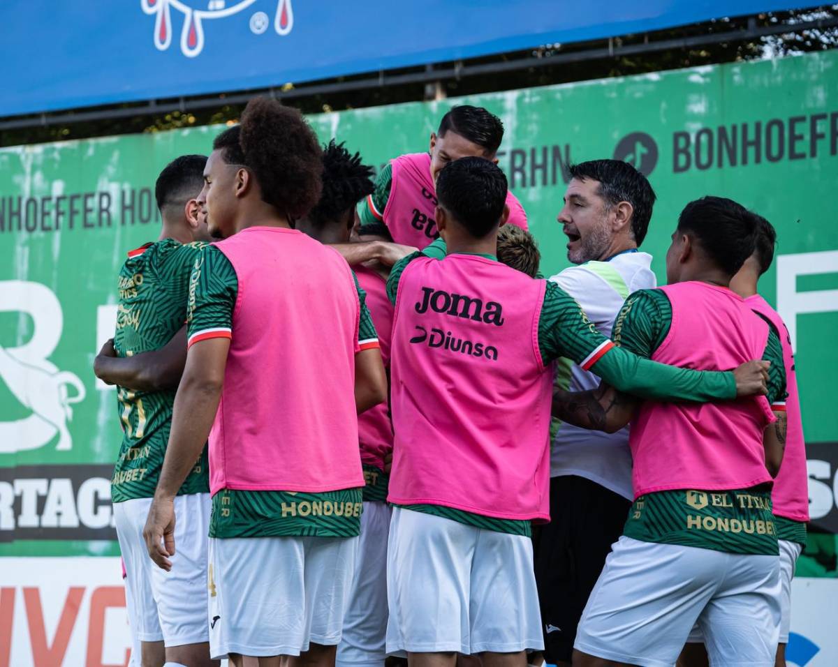 Tota Medina se encara con hincha y el árbitro, celebración a lo Cristiano Ronaldo y las chicas del Marathón que enamoraron
