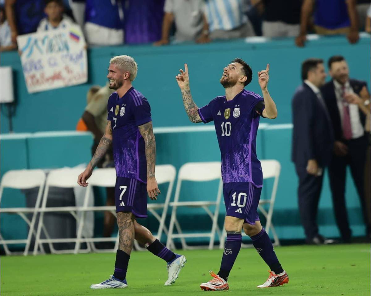 El futbolista de Honduras que intercambió camisa con Messi en el amistoso ante Argentina: se la pidió desde temprano