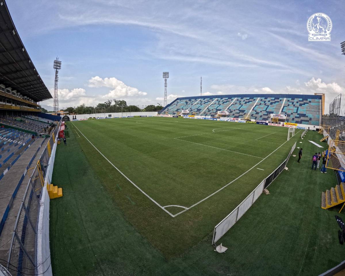 FOTOS: así quedó de destruida la cancha del Morazán tras recibir un concierto sin protección