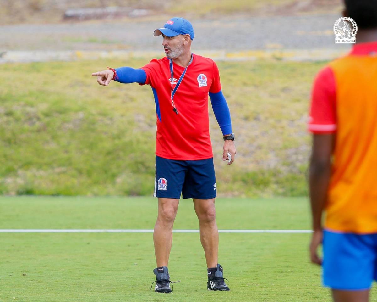 ¡Uno más a la lista! Eduardo Espinel sigue con la línea de potenciar y debutar jóvenes en el Olimpia