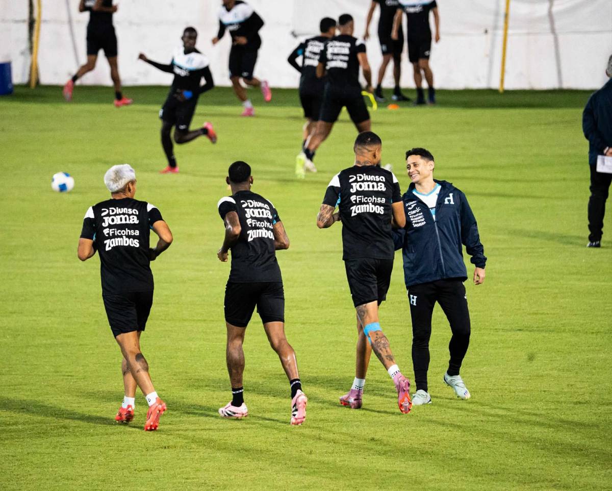 El problema que tuvo Honduras en el Morazán, periodistas la pasaron mal y los que entrenaron aparte previo al duelo ante Costa Rica