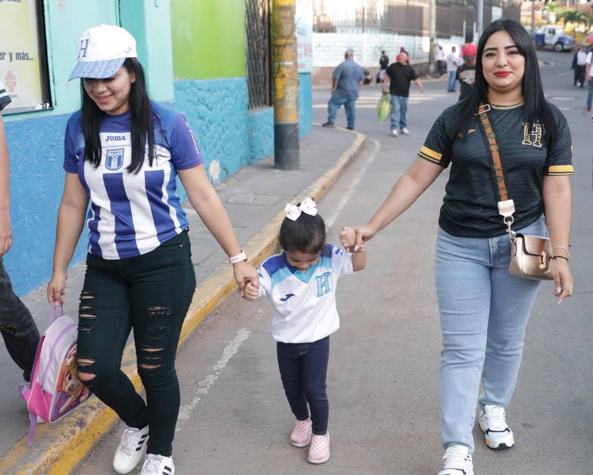 La hermosa influencer que se divirtió con los seleccionados, bellas catrachas adornaron el Nacional y el look de Rambo