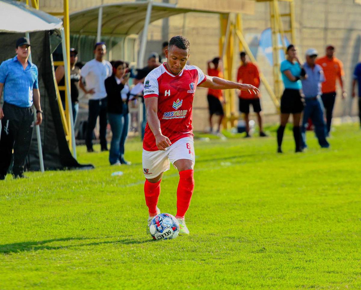 Fueron campeones y goleadores en primera, ahora brillan en segunda y están a un paso de conquistar el ascenso