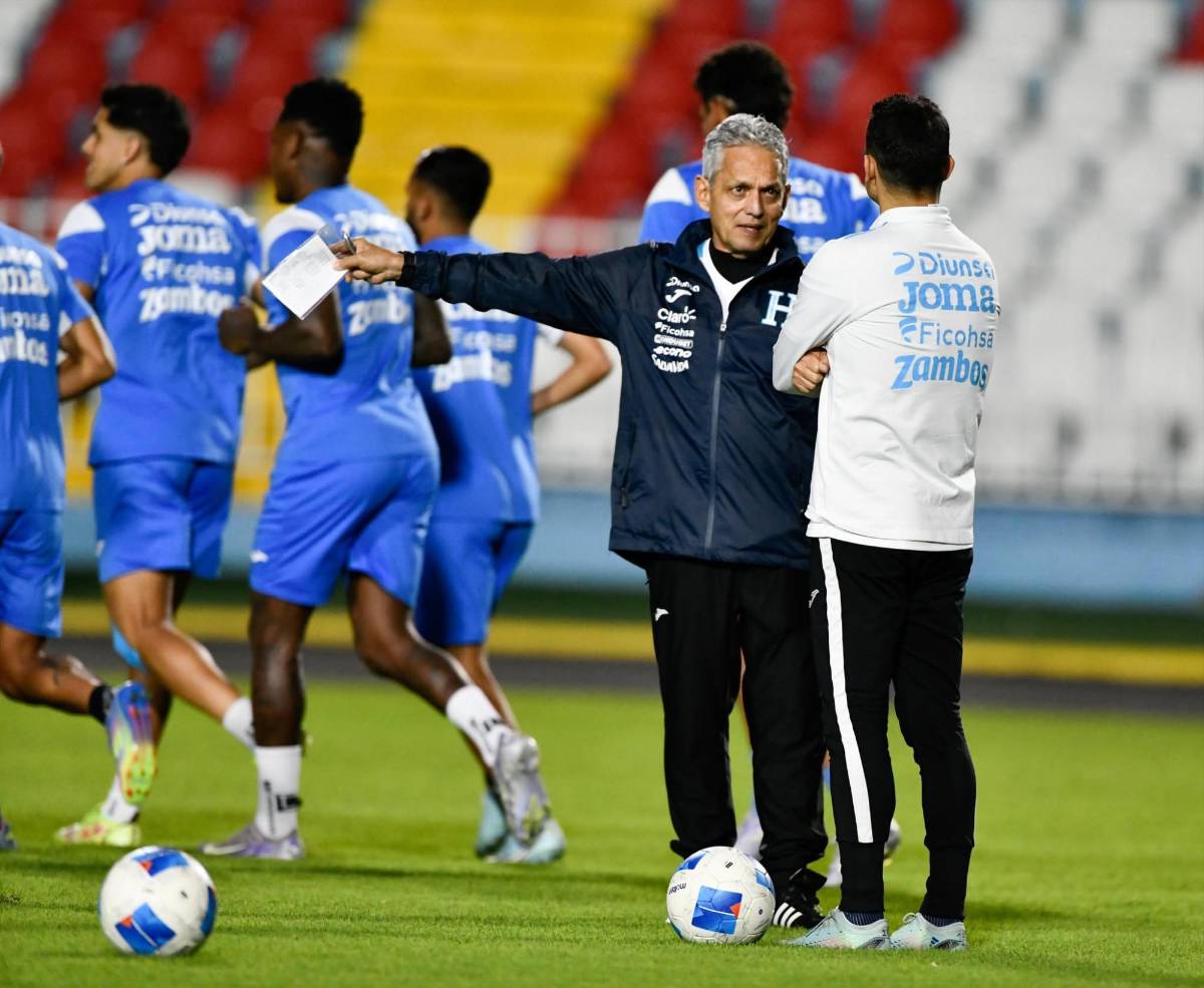 Con dos cambios: el 11 de Honduras ante Antigua y Barbuda para asegurar el liderato en la Eliminatoria Mundialista