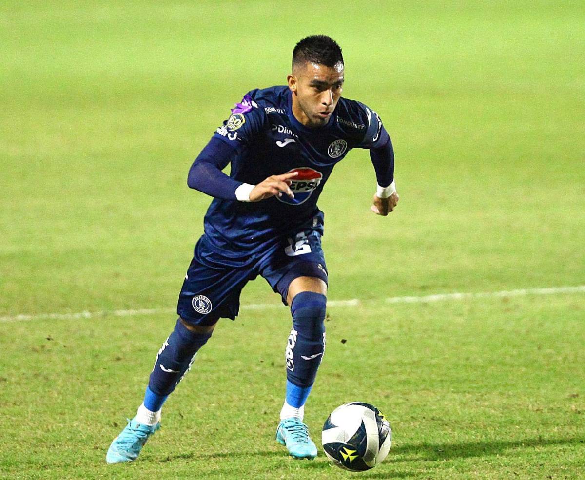 FICHAJES: Motagua y Olimpia se disputan a goleador, el León tiene bajas oficiales y catrachos se convierten en legionarios