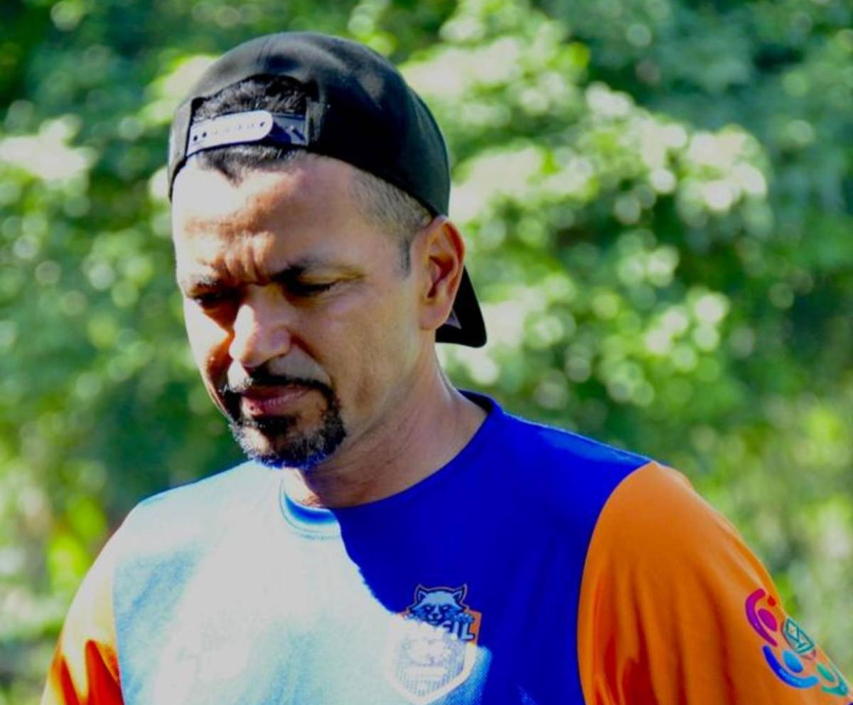 ¿Cómo lucen? Equipo burocrático ficha exseleccionados nacionales retirados y arman 11 titular de lujo