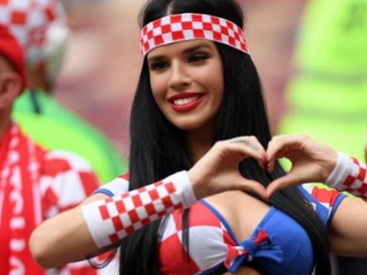 Así es la infartante modelo croata que desafía las normas de Qatar en el Mundial: ‘‘Esto es un desastre’’