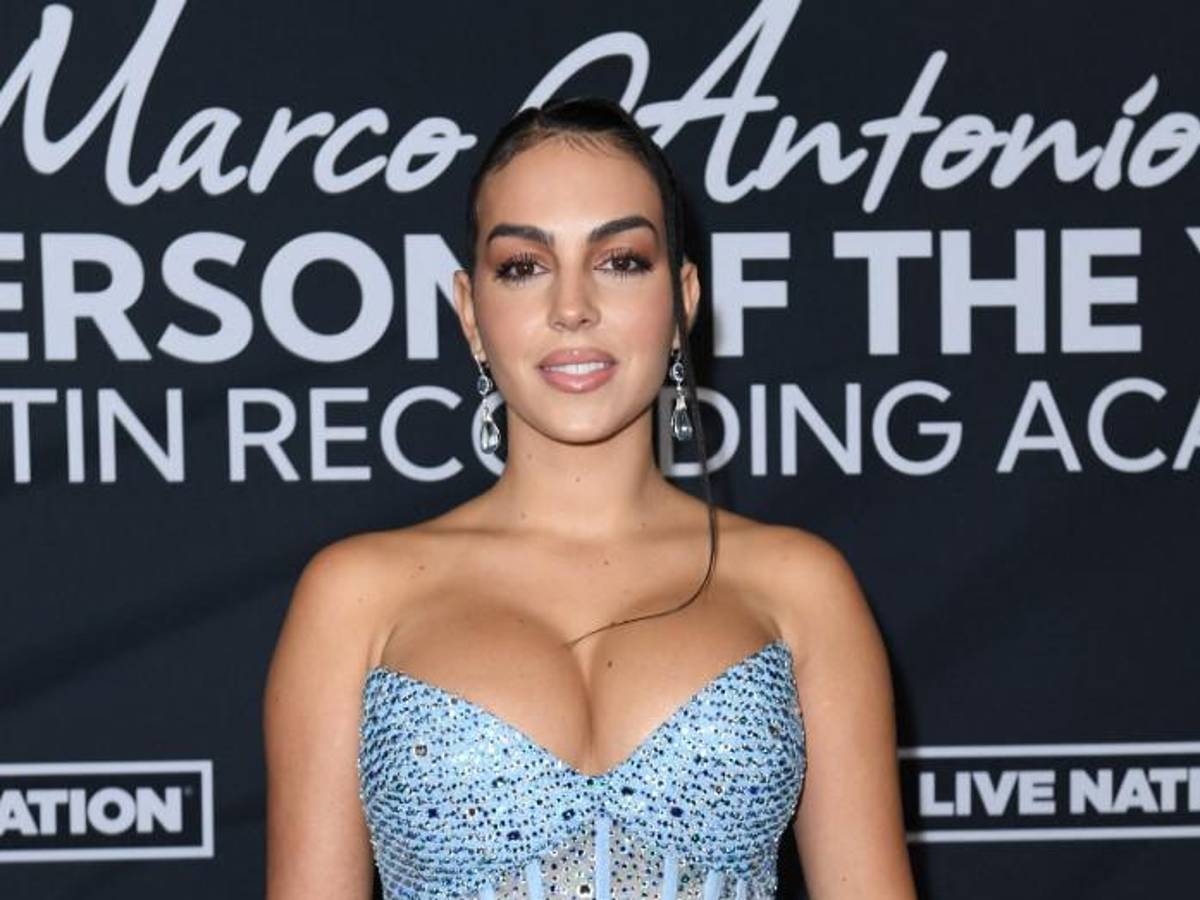 Georgina Rodríguez incendió Las Vegas: así lució la novia de Cristiano en los Latin Grammy 2022 y su incidente antes de la premiación
