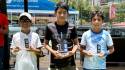 José Daniel Echeverri posa con el trofeo de campeón en la categoría U12 masculina para consolidarse como tricampeón nacional.