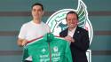 El exjugador del FC Barcelona, Rafael Márquez, fue presentado de forma oficial como nuevo entrenador de la Selección de México.
