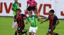 Independiente amarga a Marathón en la agonía con un controversial penal
