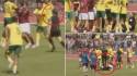 La árbitra Mathilde Demoncay no pudo continuar dirigiendo luego sufrir una caída en la pelea del Metz-Fortuna Sittard.