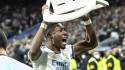 La imagen de David Alaba levantando una silla tras echar al City de la Champions es una de las más recordadas por el madridismo.