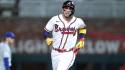 ¡Brutal! Mauricio Dubón conecta su quinto jonrón de la temporada con los Bravos