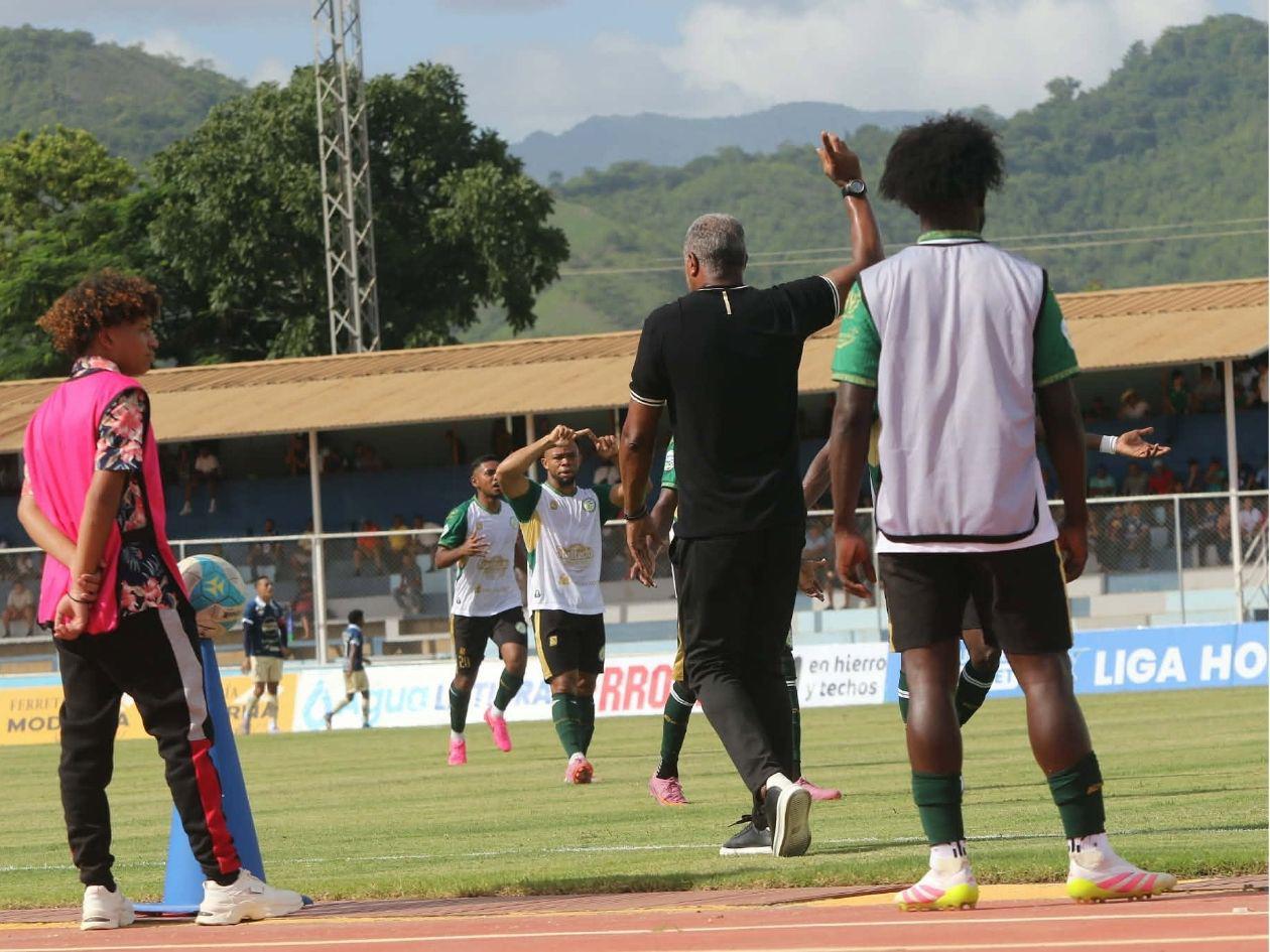 FOTOS: ALEX PÉREZ | ANÍBAL VÁSQUEZ