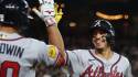 Mauricio Dubón brilla con los Braves pegando tremendo home run