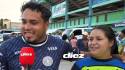 Una pareja de aficionadas de Olancho y Motagua, felices por vivir estos momentos juntos. Fotos David Romero.