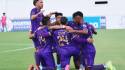 El delantero Kevin López mantiene a los Potros dominando a Juticalpa FC en el clásico olanchano. Fotos cortesía Liga Hondubet.