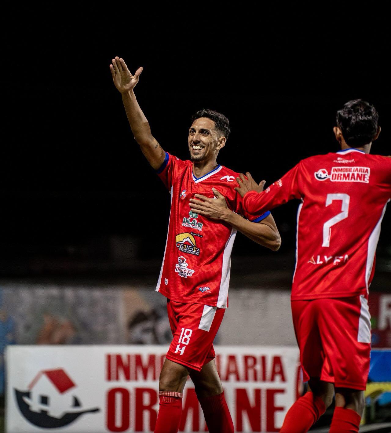 Nahuel Luna, delantero del Estrella Roja, es una de las armas del gol del club danlidense.