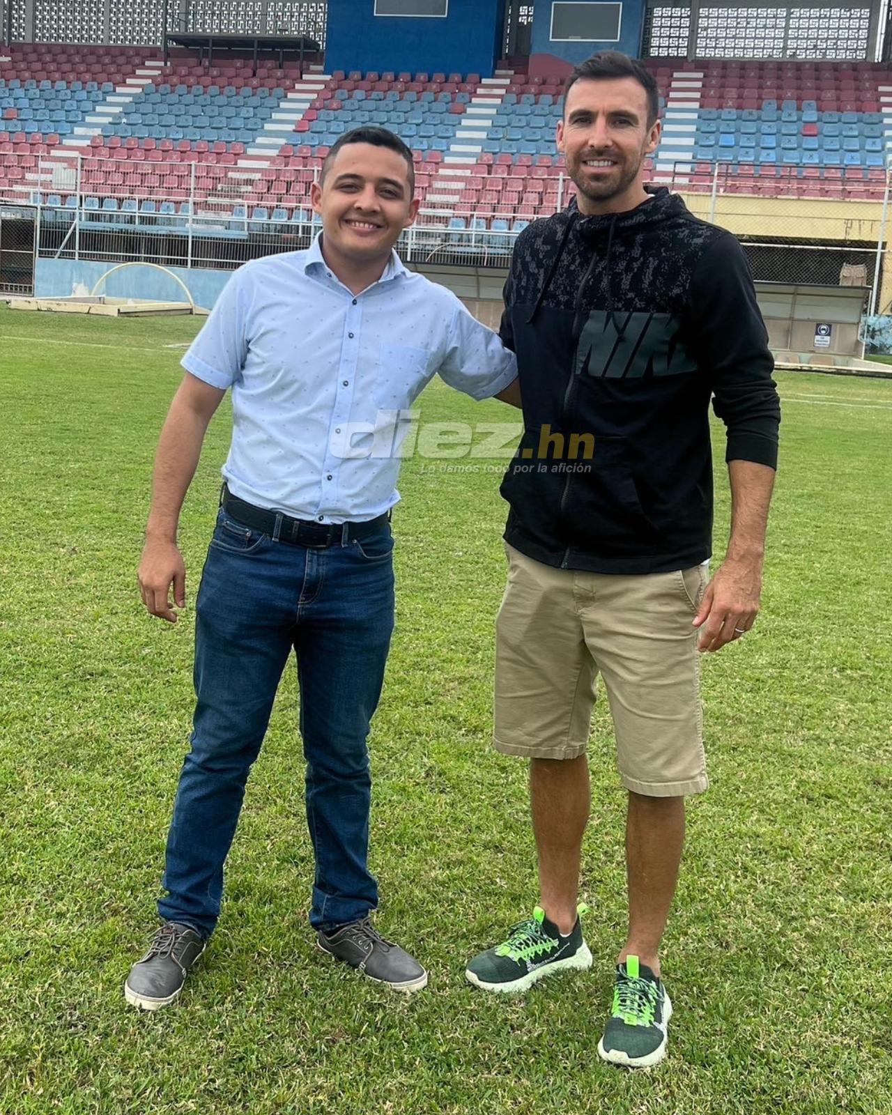 El joven representante de 19 años, Maynor Sigüenza, hizo posible el fichaje de Bornstein por el Vida.