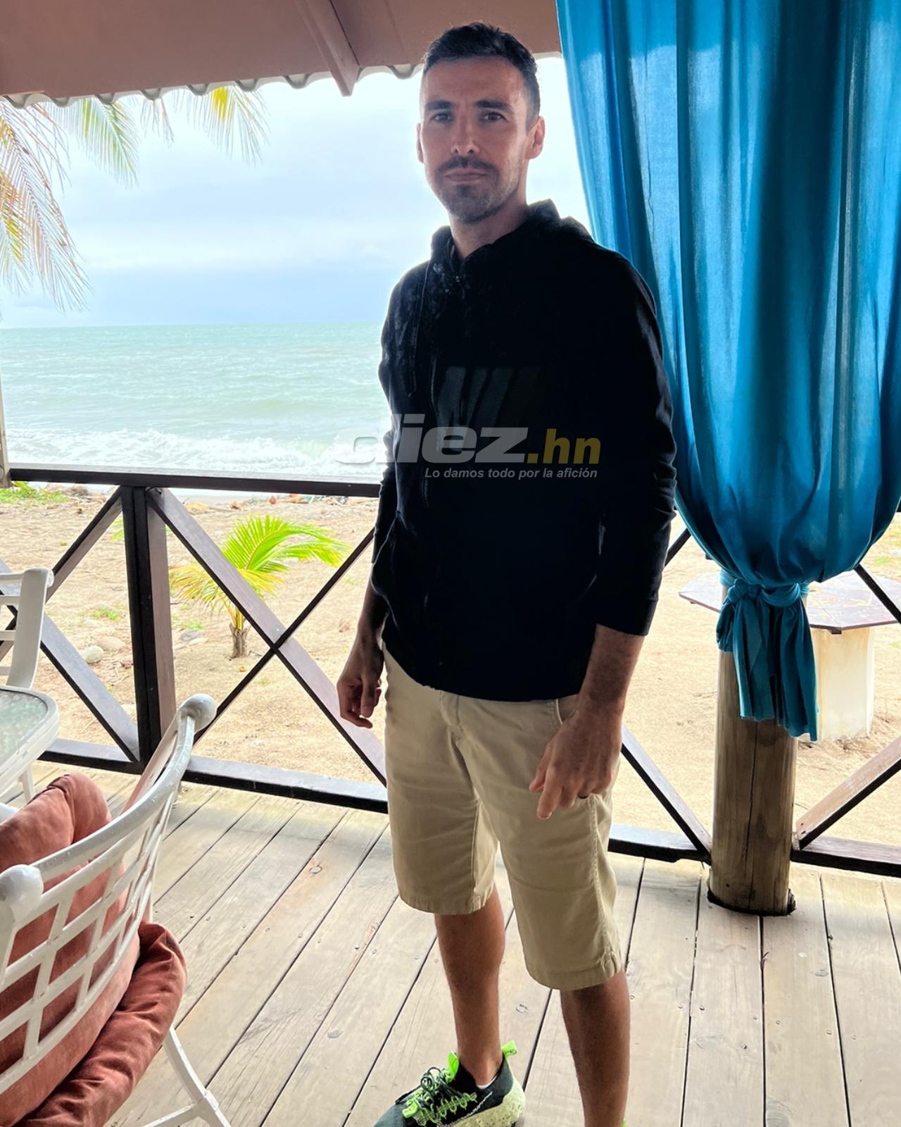 Jonathan Bornstein atendió a DIEZ desde su estadía en las bellas playas del Atlántico.