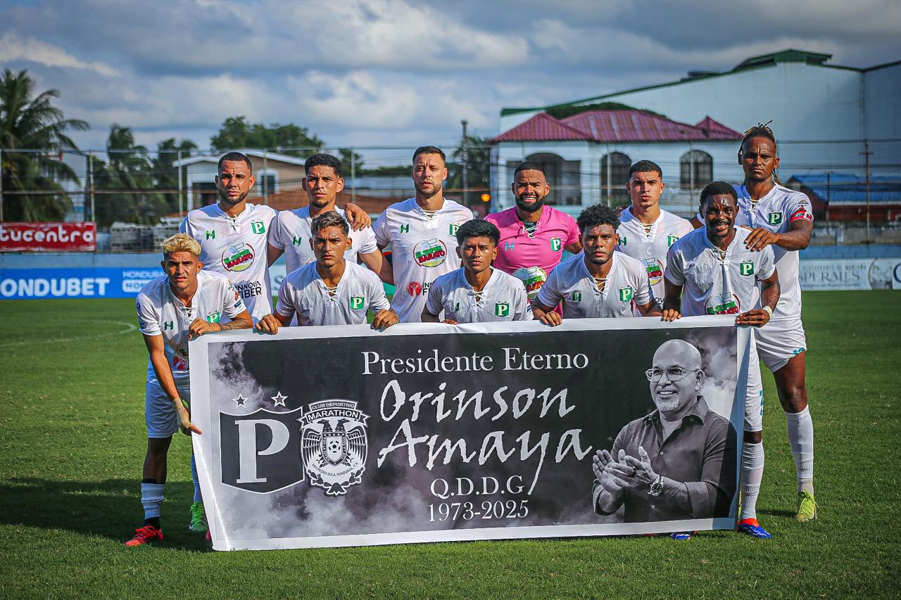 Platense y su pancarta donde se solidariza por la muerte de Orinson Amaya, expresidente de Marathón. Foto cortesía Platens.e