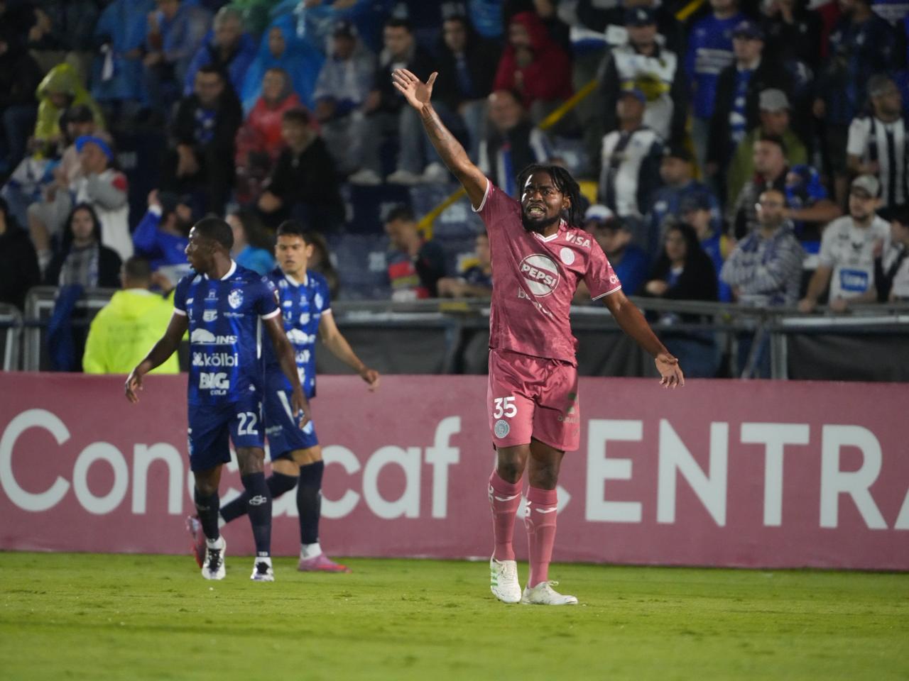 Javier López tras la derrota en Cartago: Para mí ha sido el mejor partido desde que soy entrenador del Motagua