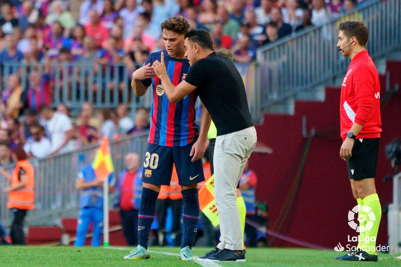 Con apenas 18 años, Gavi se ha convertido en una de los jugadores claves de Xavi en el Barcelona.