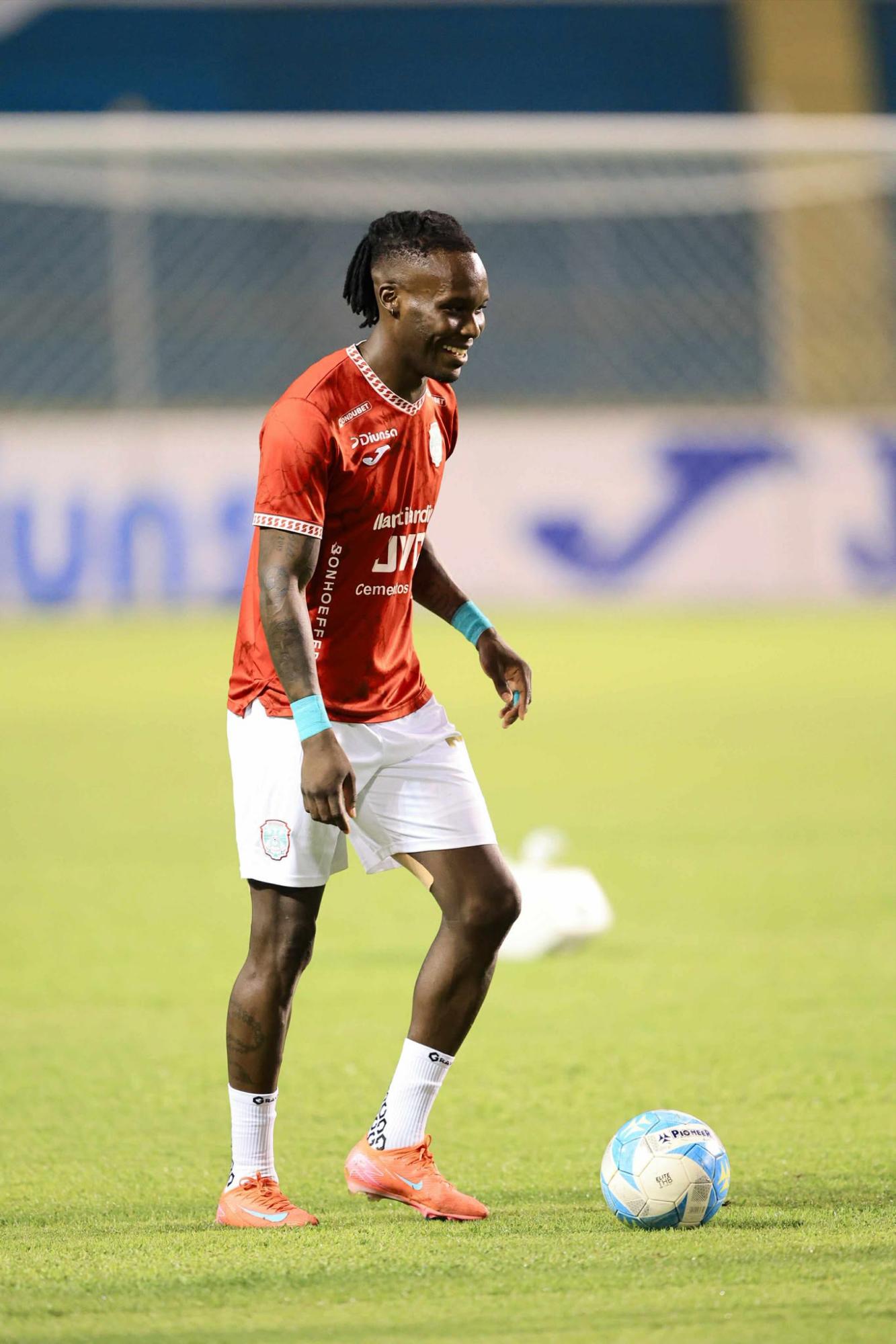 Marathón y Real España no se hicieron daño y empatan en el estadio Olímpico en un derbi con pocas ocasiones de gol