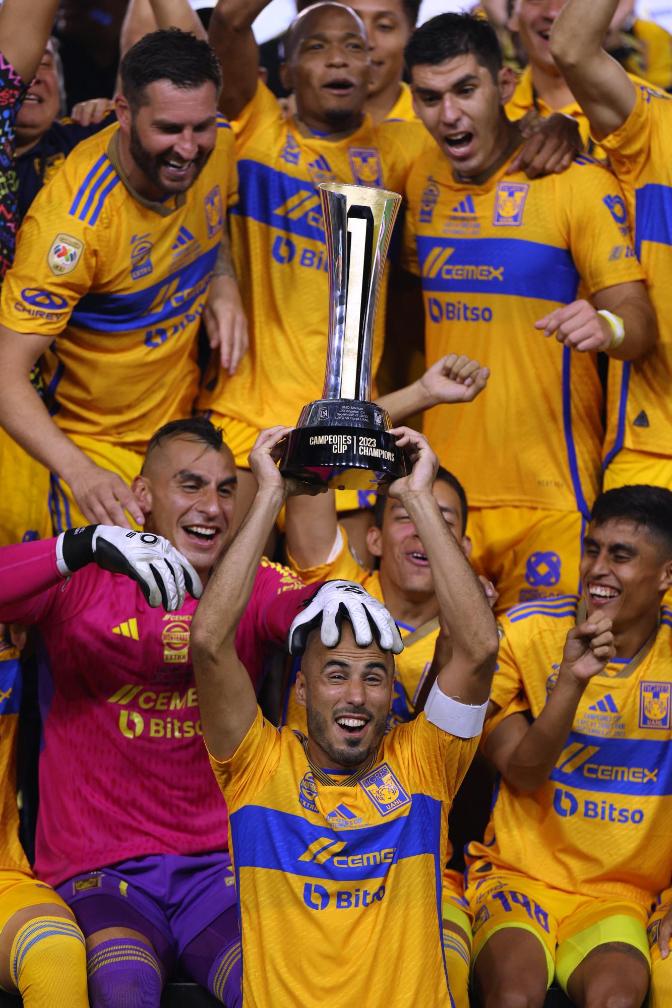 Tigres vence con drama al LAFC y deja sin trofeo de Campeones Cup al hondureño Denil Maldonado