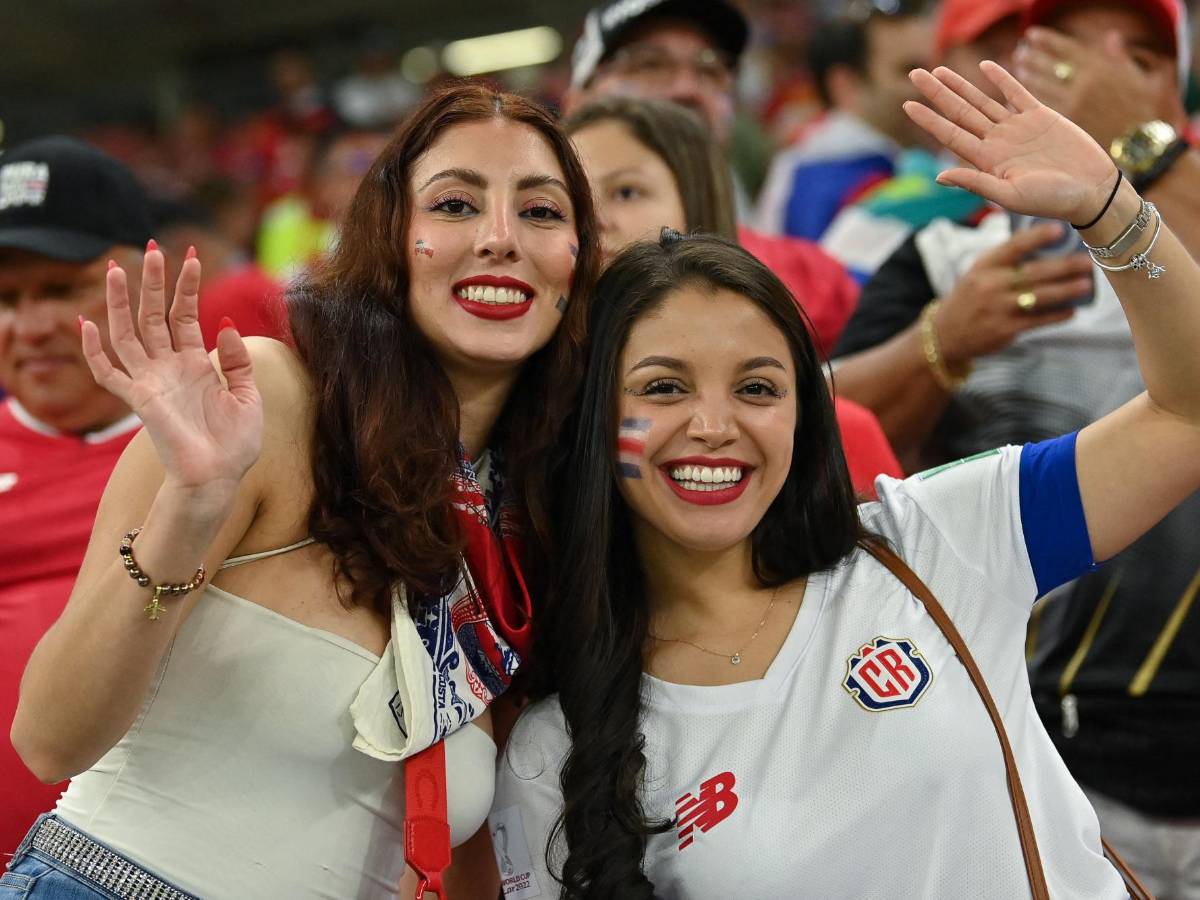 El reconocido DT que llegó a apoyar a Costa Rica, la charla Luis Enrique-Suárez y ¿quién era la preciosa tica en las gradas?