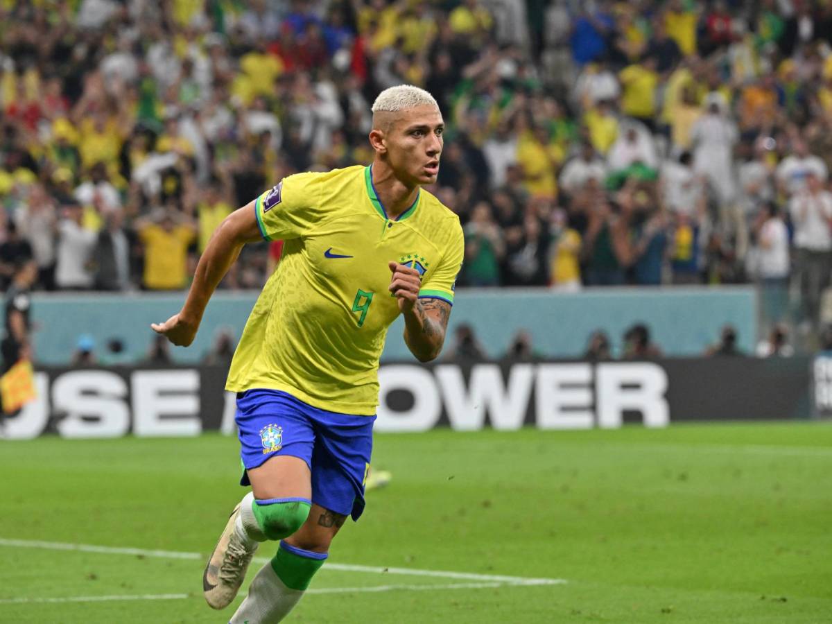 “Cumplí mi sueño de niño”, dice Richarlison tras anotar dos goles en triunfo de Brasil contra Serbia