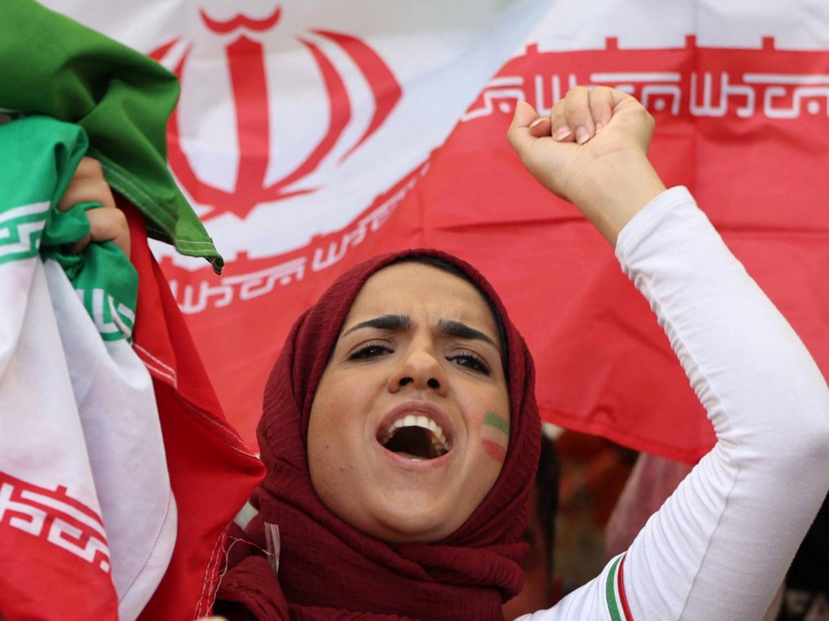 NO SE VIO TV: Periodista inglesa se burla de FIFA, dura manta contra Maguire y Beckham junto a miembro de Concacaf en Qatar 2022