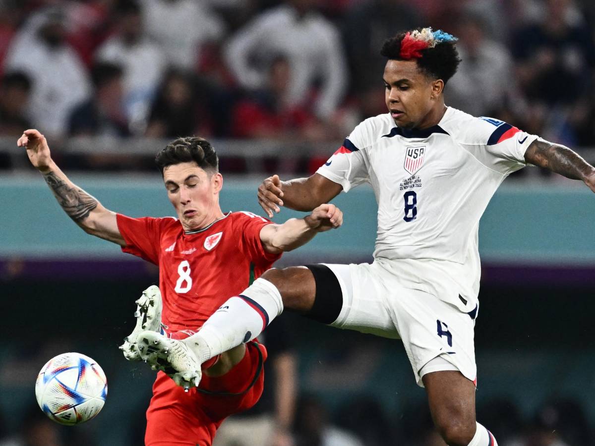 La cara fea del Mundial de Qatar: prohiben ingreso a aficionados portando colores LGBT; lo que pasó en el EUA vs Gales