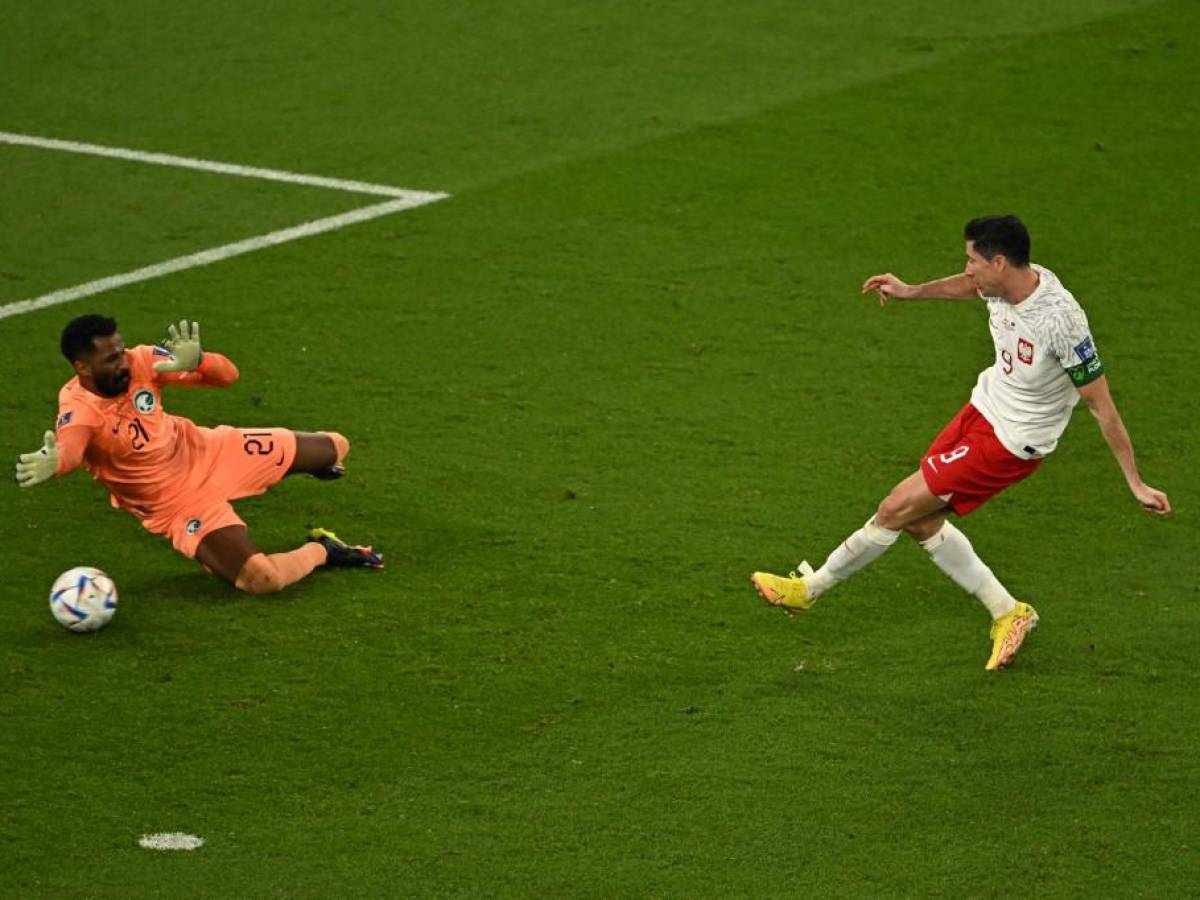 Lewandowski rompe maldición y el karma contra Arabia Saudita; dejó el trabajo por ir al Mundial y así agradece a su jefe