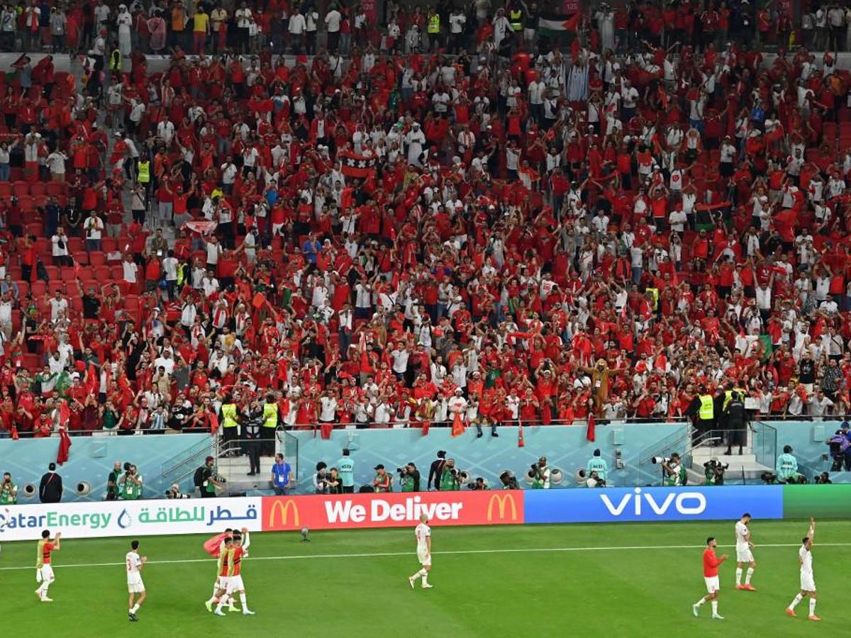 Cantó el himno, pero no jugó el partido; el desconocido Courtois y el beso a Hakimi en la victoria de Marruecos en Qatar 2022